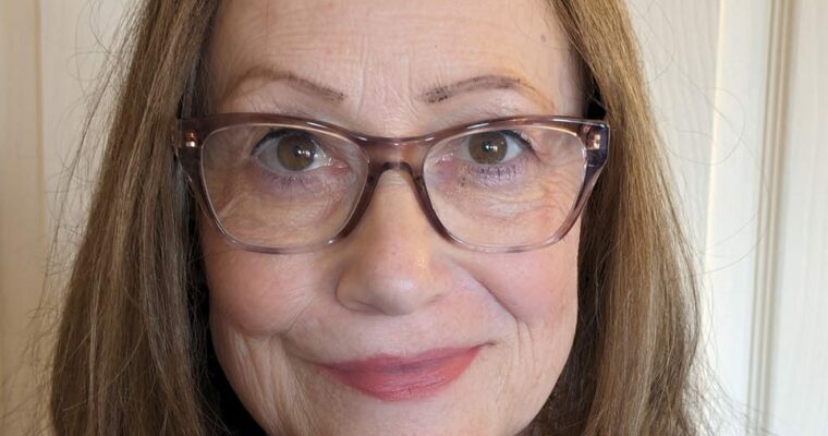 Peak Reads and Playlists: Dr Valentina Bold